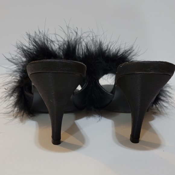 Pleaser Amour-03, 3" Heels, Fluffy Mules Slip-On Heels,  Size6 - Picture 3 of 5